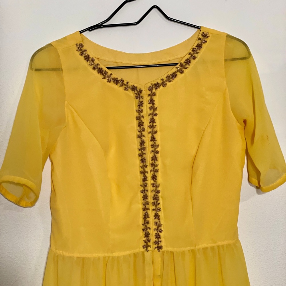 Yellow Contemporary Top In size small